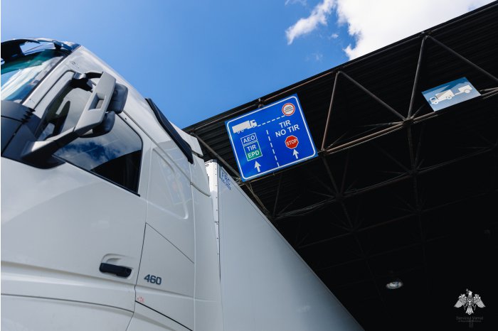 22003362_big1651655308