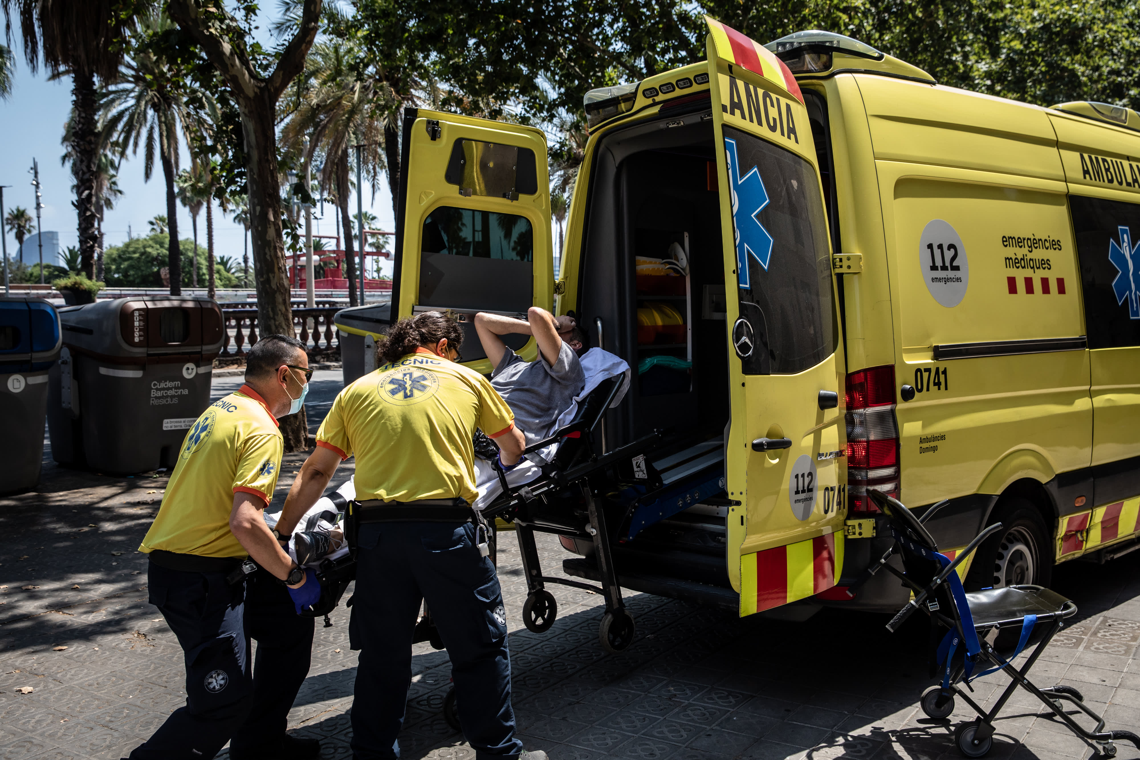 107090338-1658170777652-gettyimages-1241979351-SPAIN_AMBULANCE