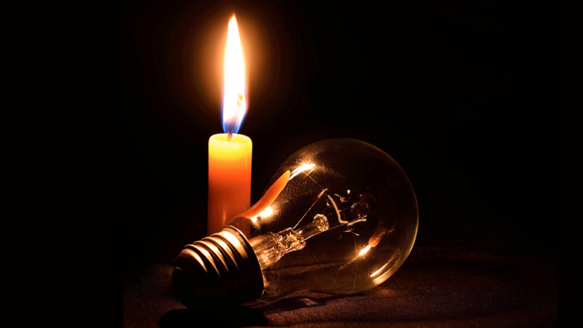 lumina_lumanare_blackout_040125