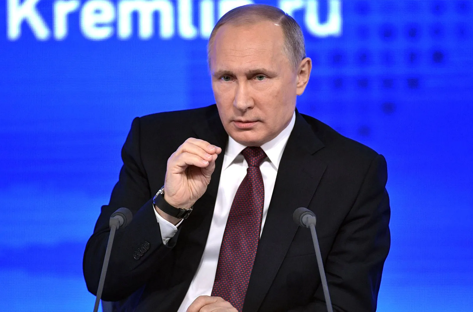 Vladimir-Putin-questions-news-conference-2016