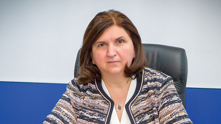 Corina-Popescu