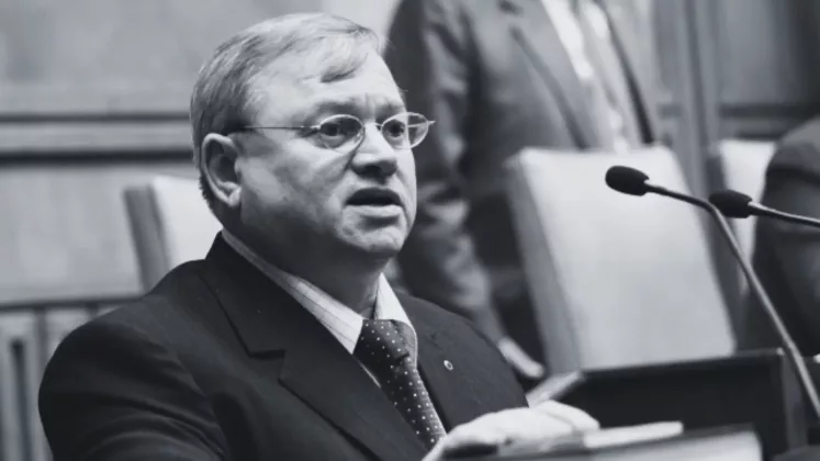 b318f706-1e58-4b48-a49f-47f67a7c7413_Sabrina-2025-11-17T221851.456