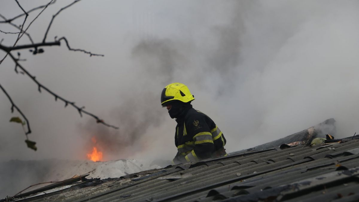 doua-incendii-au-mistuit-viata-a-doua-persoane-in-aceeasi-zi-fumatul-printre-cauzele-izbucnirii-flacarilor-162096-1610523135