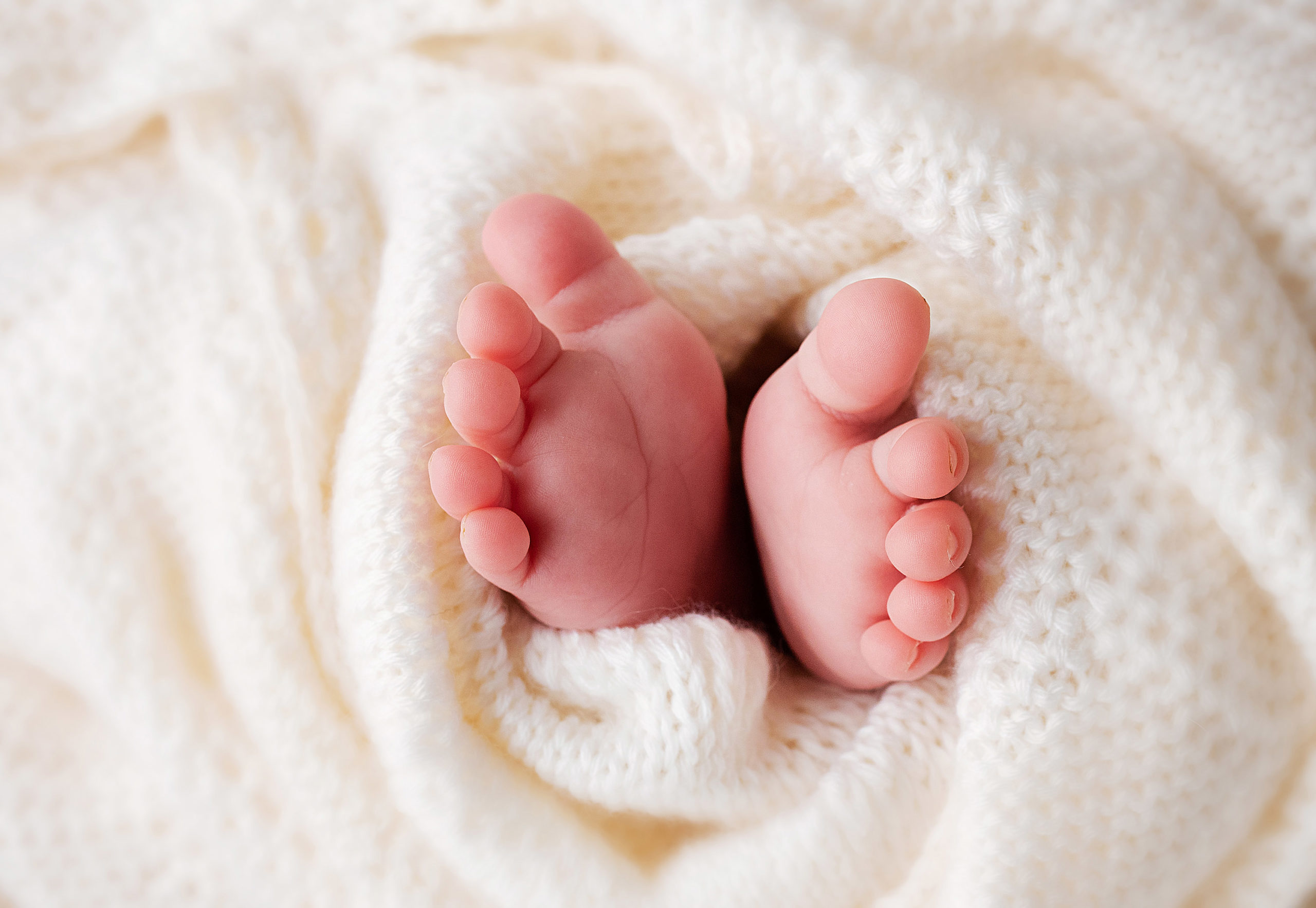 0-n-miami-newborn-photography-studio-005-scaled