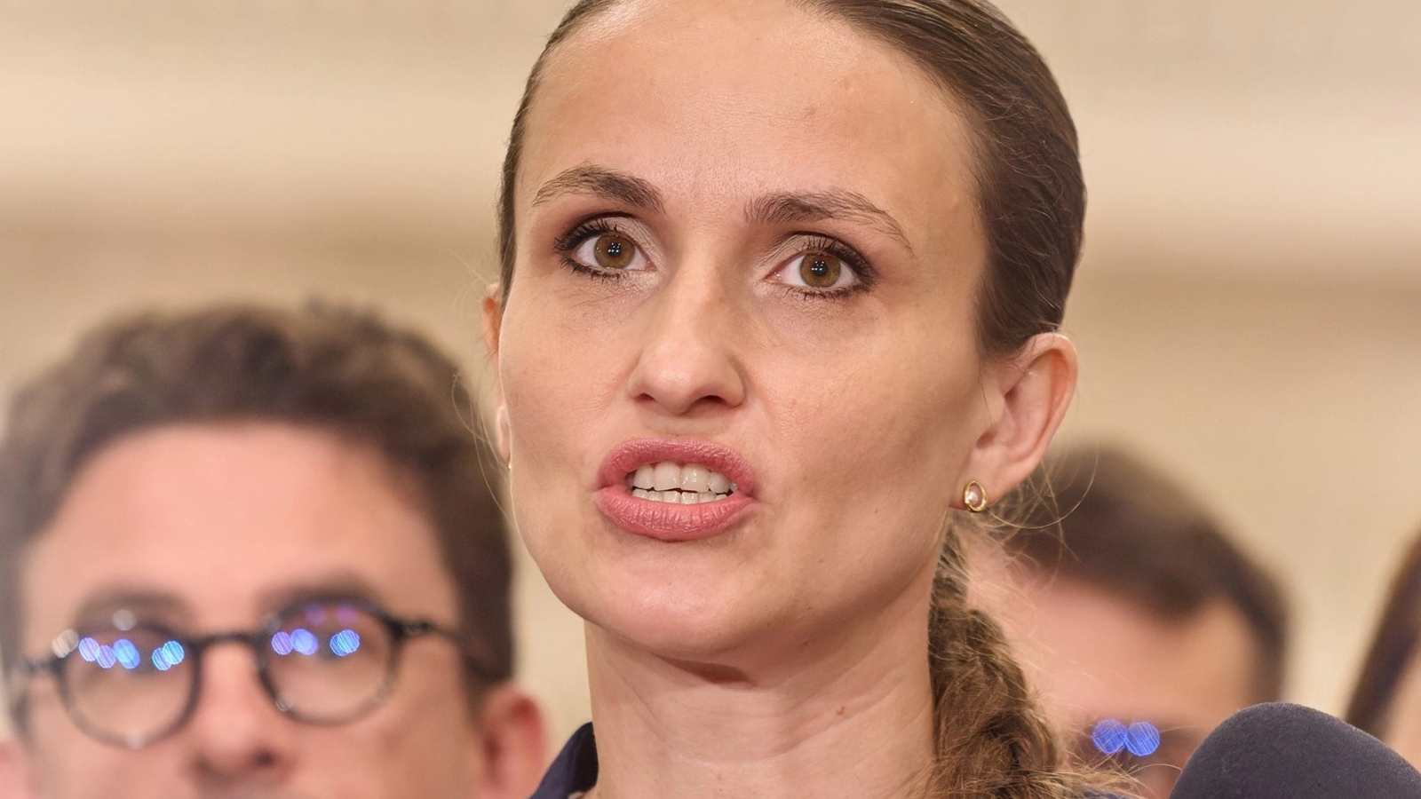 media-175077851863615400