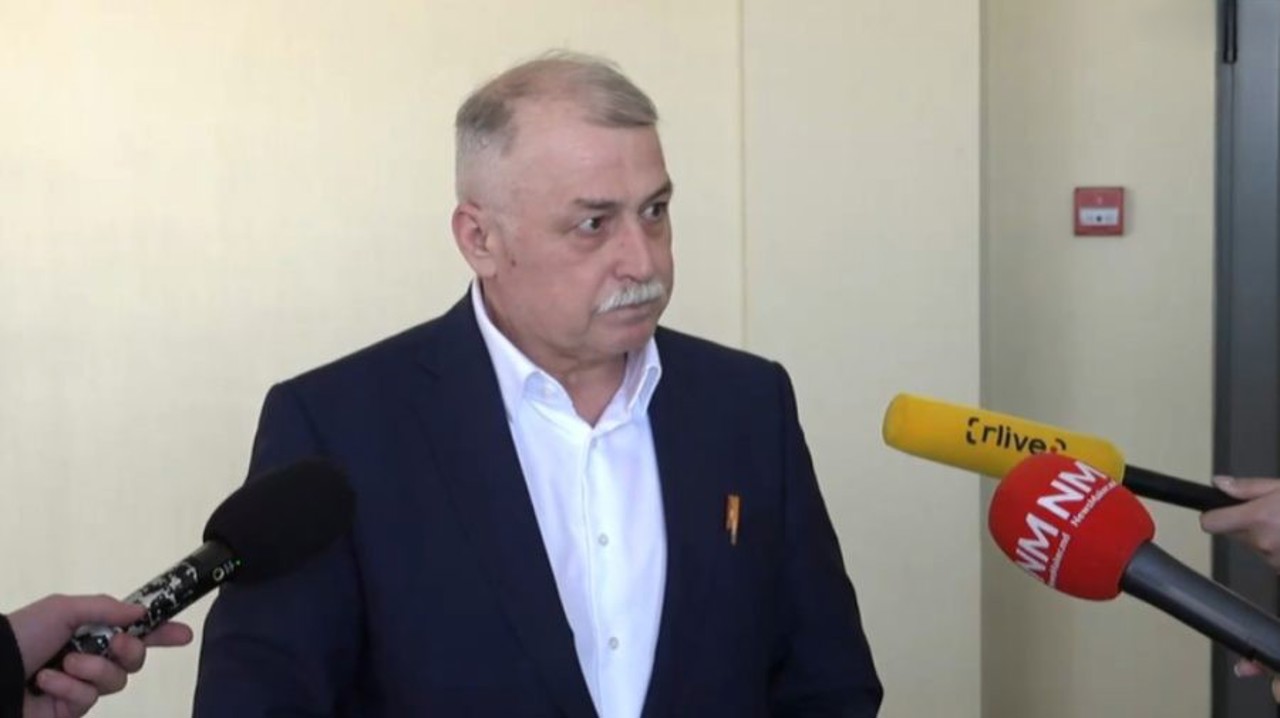 be9edb09-5842-4d26-b452-a014df520e37