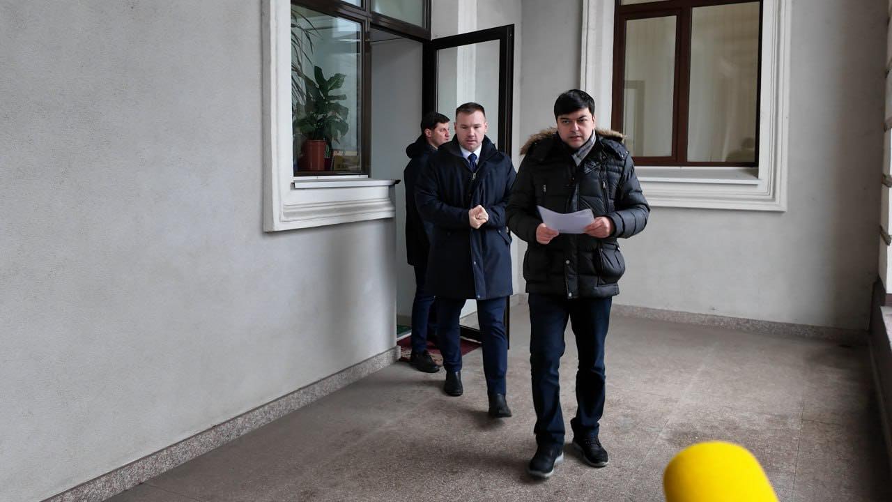 9d7484ef-b40b-43e6-9bfd-590cf7f48ba2