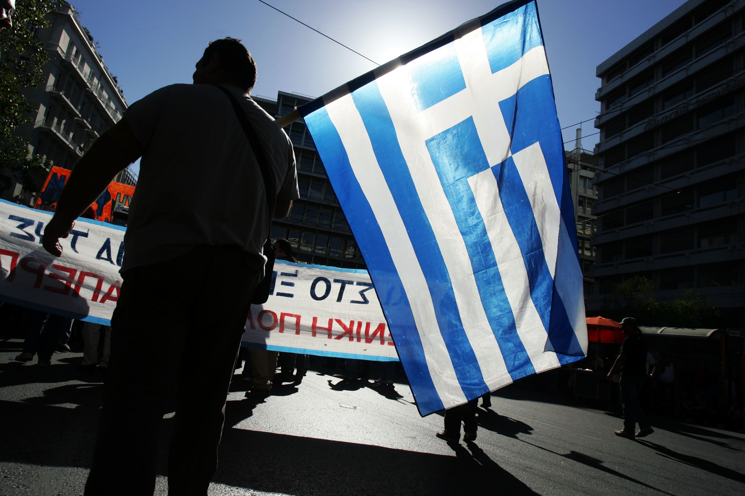 121106034408-greece-protests-november-6-flag